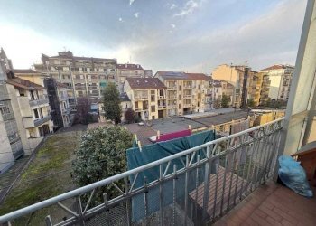 Balcone - Trilocale corso Svizzera, 31, Torino (zona Campidoglio) - foto 16