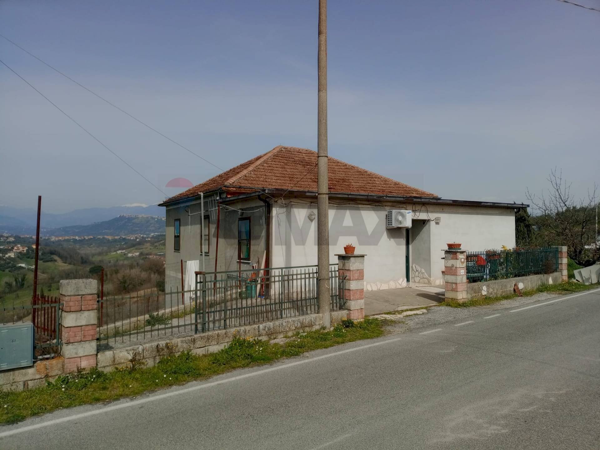 Casa all\'aperto - Casa indipendente Via Carpine
63, Ripi - foto 2