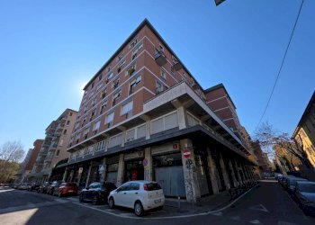 Facciata - Shop via Capo di Lucca, 31, Bologna (neighborhood Irnerio) - photo 1