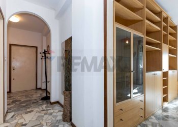 Hall / corridoio - Trilocale Via Giovanni Antonio Plana
 
32, Milano - foto 11