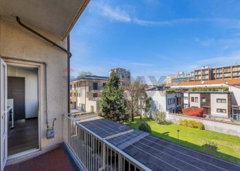 Balcone - Two-room apartment VIA CARONNI
 
9, Monza - photo 16