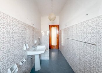 Bagno - Appartamento via Stefano Prasca, Genova (zona Quarto) - foto 13