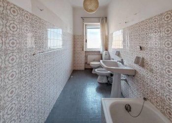 Bagno - Appartamento via Stefano Prasca, Genova (zona Quarto) - foto 15