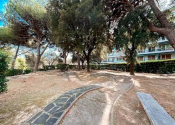 Giardino - Appartamento via Stefano Prasca, Genova (zona Quarto) - foto 18