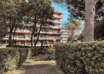 Facciata - Appartamento via Stefano Prasca, Genova (zona Quarto) - foto 21