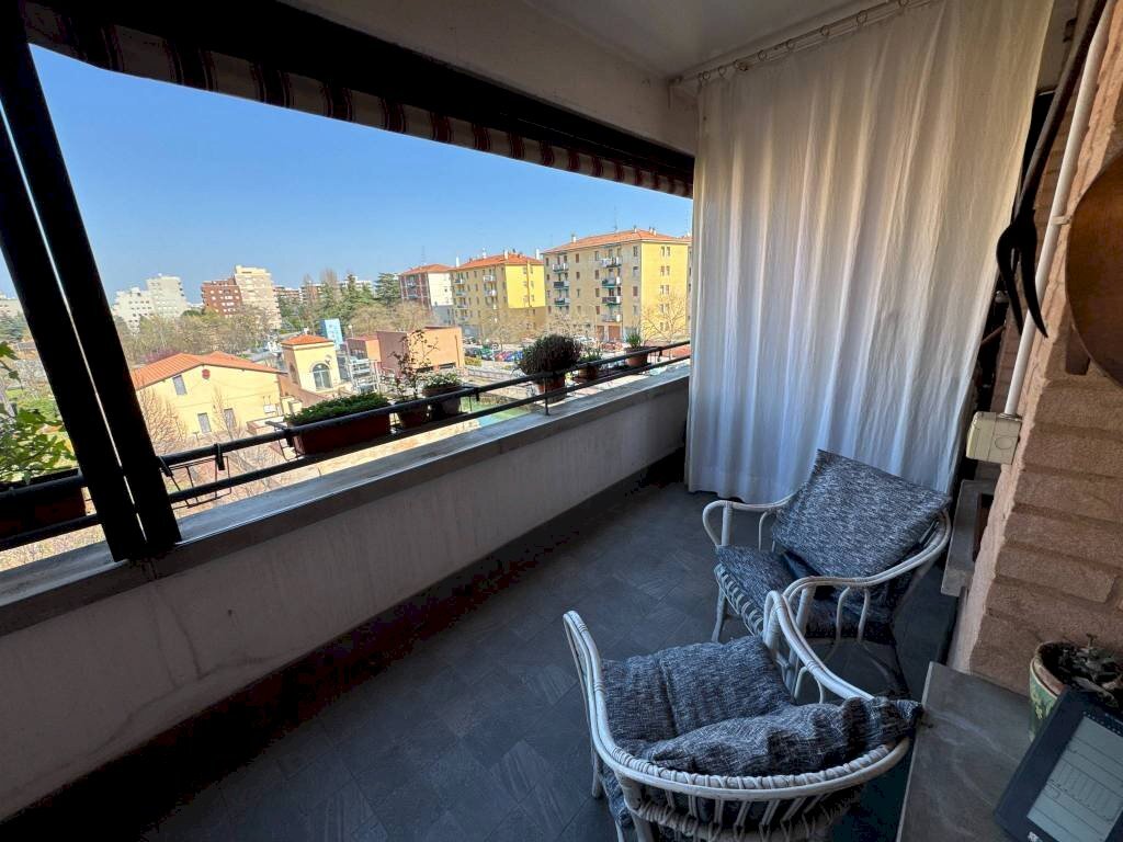 Terrazzo - Quadrilocale via dei Canonici Renani, 2, Casalecchio di Reno - foto 1