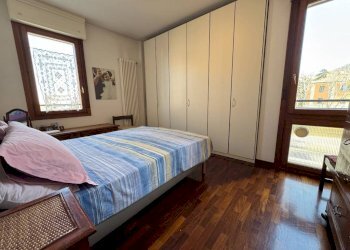 Camera da letto - Quadrilocale via dei Canonici Renani, 2, Casalecchio di Reno - foto 25