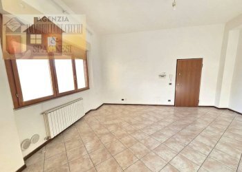 Soggiorno - Bilocale via Tredici Martiri, Campi Bisenzio - foto 21