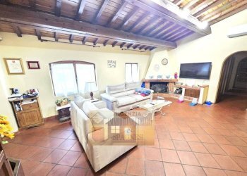 Salone - Appartamento via dell'Albero, Campi Bisenzio - foto 8