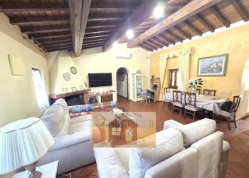 Salone - Appartamento via dell'Albero, Campi Bisenzio - foto 9