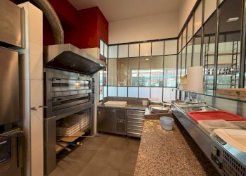 Interno non residenziale - Ristorante Vado Ligure - foto 10