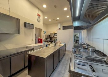 Interno non residenziale - Ristorante Vado Ligure - foto 37