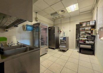 Interno non residenziale - Ristorante Vado Ligure - foto 38