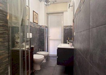 Bagno - Four-room apartment via Conceria, 10, Racconigi - photo 23