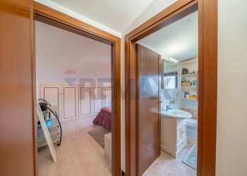 Hall / corridoio - Trilocale Vicolo del divino amore
 
8, Marino - foto 13