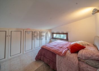 Camera / camera da letto - Trilocale Vicolo del divino amore
 
8, Marino - foto 14