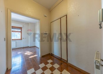 Stanza vuota - Quadrilocale Via Federico Confalonieri
 
19, Marino - foto 2