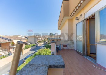 Terrazza - Quadrilocale Via Federico Confalonieri
 
19, Marino - foto 9