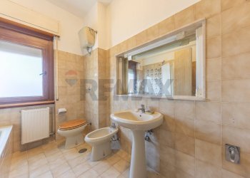 Bagno - Quadrilocale Via Federico Confalonieri
 
19, Marino - foto 14
