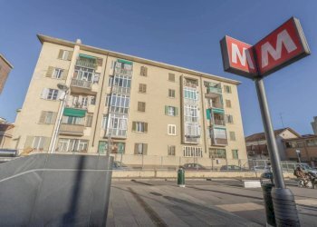 Facciata - Four-room apartment via Vado, 5, Torino (neighborhood Nizza Millefonti) - photo 2