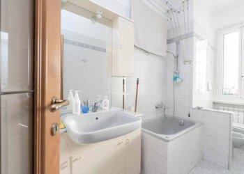 Bagno - Quadrilocale via Vado, 5, Torino (zona Nizza Millefonti) - foto 21