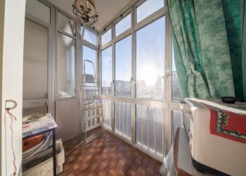 Veranda - Four-room apartment via Vado, 5, Torino (neighborhood Nizza Millefonti) - photo 24