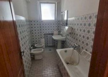 BAGNO - Appartamento Via Umbria
 
19, Taranto - foto 4