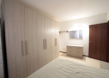 Camera da letto - Trilocale via Alcide De Gasperi, Rosate - foto 8