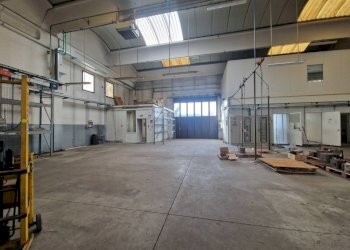 Magazzino - Capannone via Salvatore Quasimodo, Santo Stefano Ticino - foto 23
