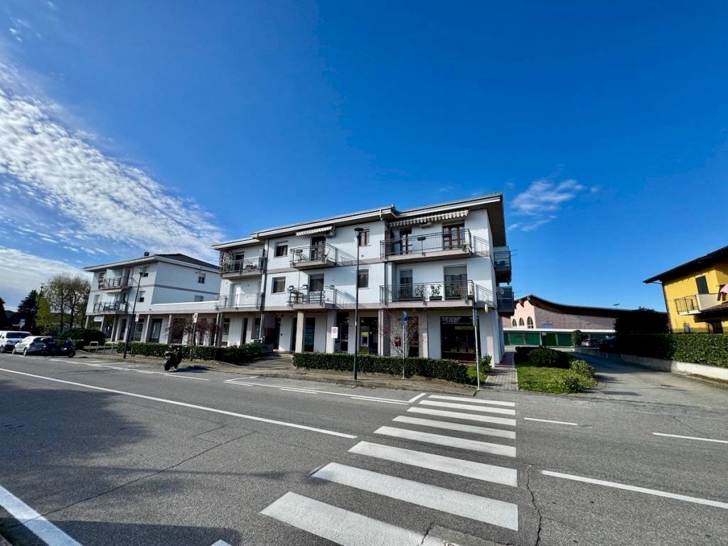 Facciata - Quadrilocale via 25 Aprile, 9a, Verrone - foto 2