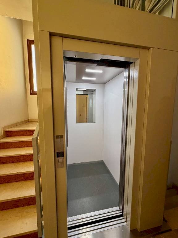 Ascensori - Quadrilocale via 25 Aprile, 9a, Verrone - foto 3