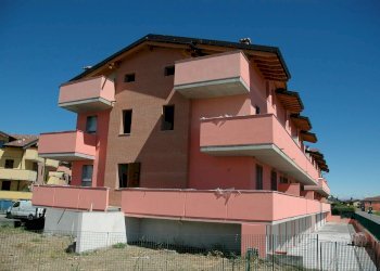 esterno - Trilocale via C. Olmo, Boffalora d'Adda - foto 4