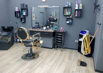 Interno non residenziale - Shop via Antonio Bassignano, Cuneo (neighborhood Centro) - photo 2