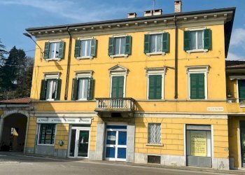 Facciata - Ufficio via Gian Pietro Porro, 25, Induno Olona - foto 2