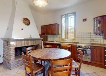 cspt2066-10202025_112434 - Single Family Villa via Cartara, Castel San Pietro Terme - photo 4