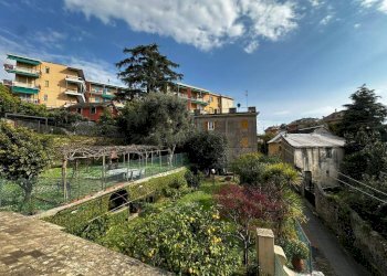 Vista - Trilocale via Romana della Castagna, 38, Genova (zona Quarto) - foto 7