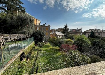 Vista - Trilocale via Romana della Castagna, 38, Genova (zona Quarto) - foto 13