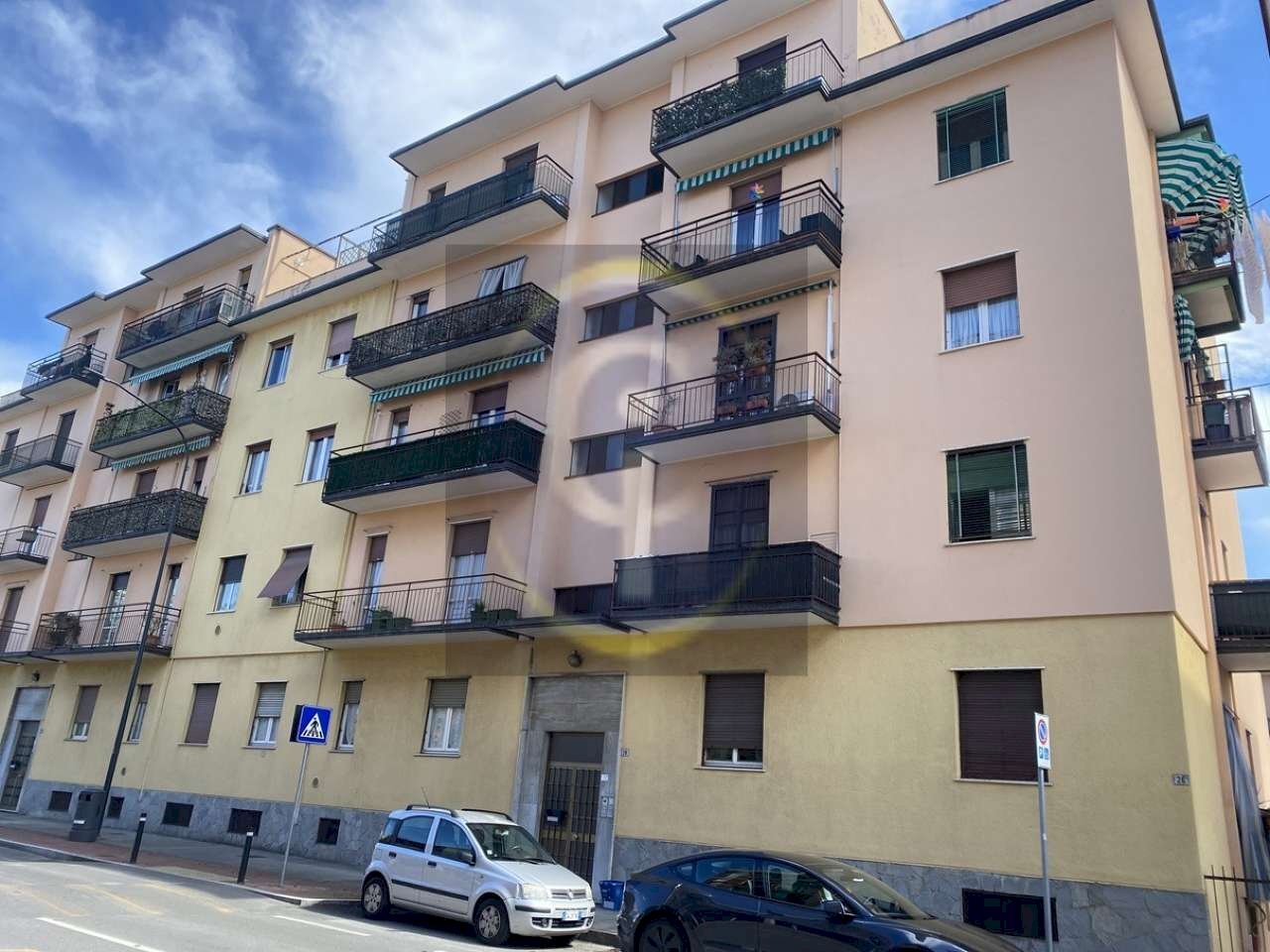 FACCIATA PALAZZINA - Three-room apartment Brescia - photo 3