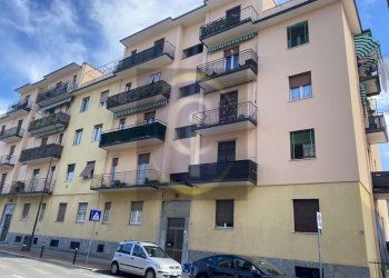FACCIATA PALAZZINA - Trilocale Brescia - foto 3