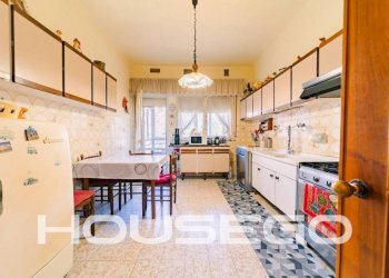 Cucina - Appartamento via San Marino, 106, Genova (zona San Teodoro) - foto 7