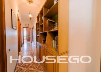 Corridoio - Appartamento via San Marino, 106, Genova (zona San Teodoro) - foto 29