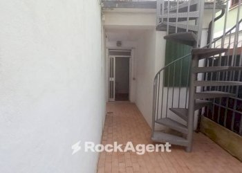Interno non residenziale - Three-room apartment via Giuseppe Giusti 1, Senigallia - photo 3