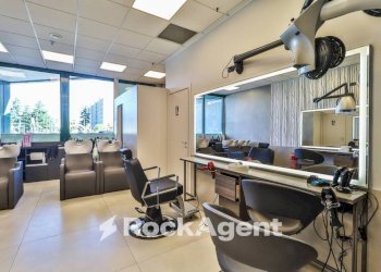 Interno non residenziale - Negozio via Amilcare Ponchielli, 23, Bologna (zona Savena) - foto 4