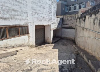 Cortile interno - Magazzino via Mentana, Bitonto - foto 16