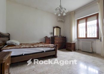 Camera da letto - Trilocale via Nicola Lombardi, 9, Catanzaro - foto 34