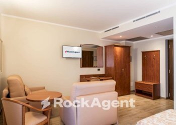 Salone - Hotel via Frazione Mezzano, 117, Sannazzaro de' Burgondi - photo 6