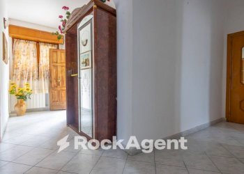 Ingresso - Three-room apartment via Corace 1, Gimigliano - photo 22