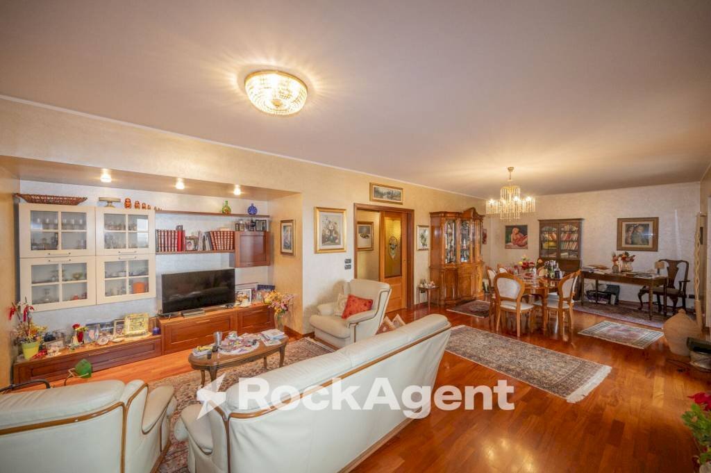 Salone - Apartment viale Italia, 2, Messina - photo 2