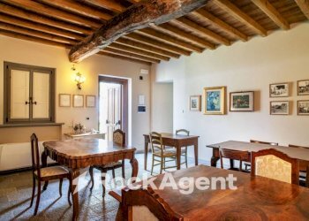 Salone - Restaurant via Roma, 29, Villa Biscossi - photo 24