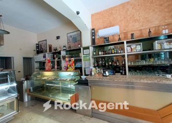 Interno non residenziale - Cafeteria - Cold Bar via Salvatore Trinchese, 22, Martano - photo 4